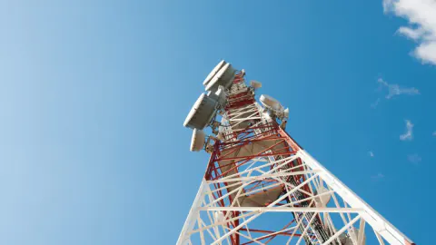 Rus Telekom Devinden Dev Hamle: MTS Kule Altyapısını Satışa Çıkardı