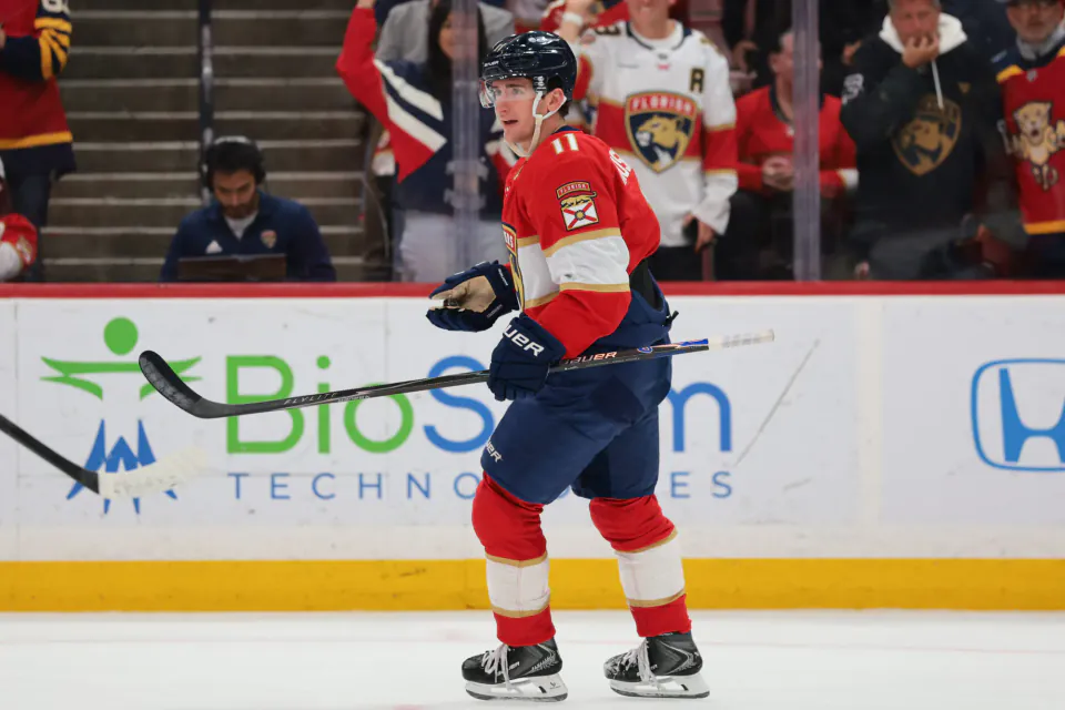 Seattle Kraken, Mackie Samoskevich'i Florida Panthers'tan Kadrosuna Kattı görseli