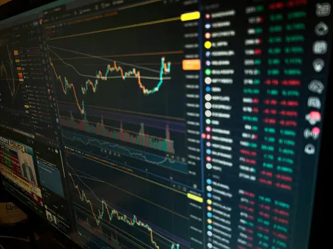 Bitcoin Spot ETF'lerine 853 Milyon Dolar Giriş Sağlandı