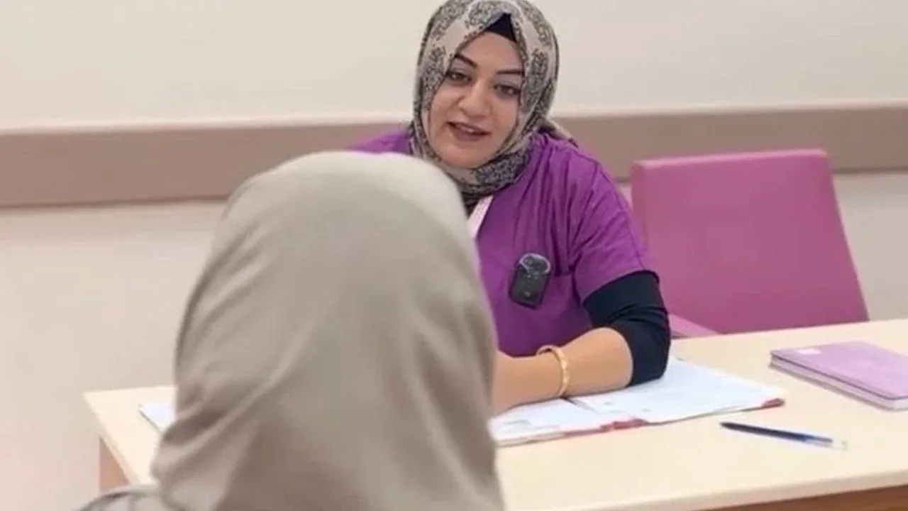 Tatvan Devlet Hastanesi'nde Gebe Okulu eğitimleri yoğun ilgiyle sürüyor Tatvan Devlet Hastanesi'nde Gebe Okulu eğitimleri yoğun ilgiyle sürüyor