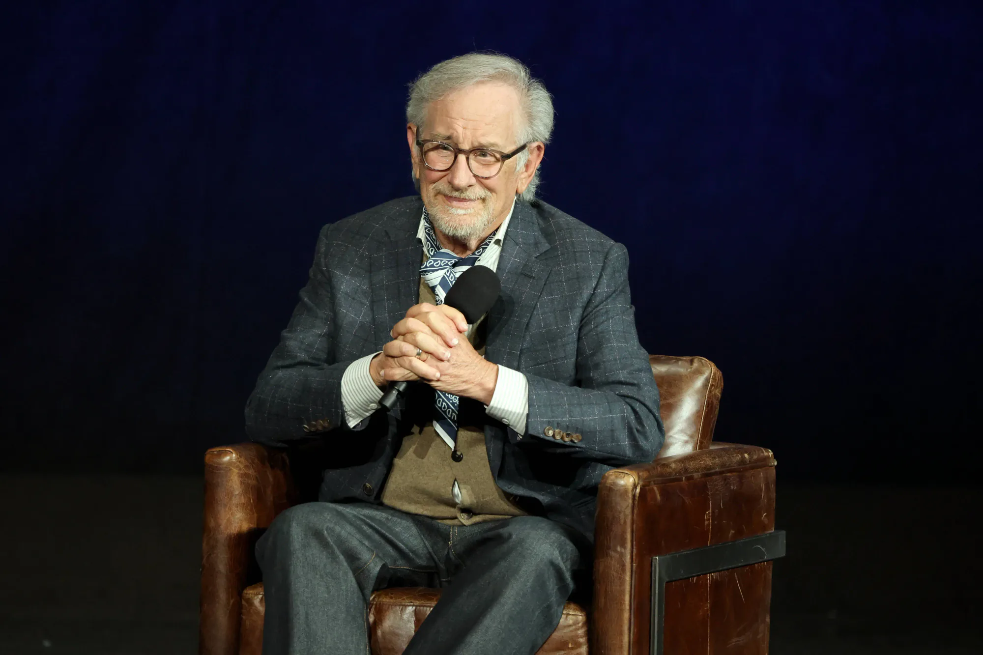 Modern Sinemanın Mimarı Steven Spielberg: Disclosure Day ve EGOT Başarısı Modern Sinemanın Mimarı Steven Spielberg: Disclosure Day ve EGOT Başarısı