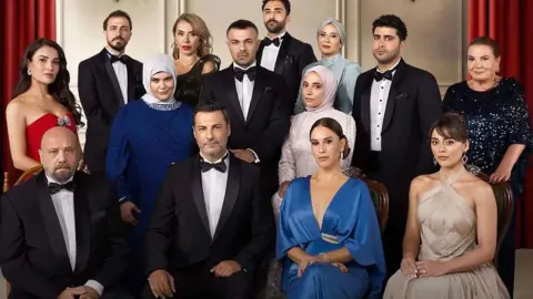 Show TV Canlı İzle: Kızılcık Şerbeti 143. Bölüm Fragmanı ve Yasal Yayın Platformları Rehberi