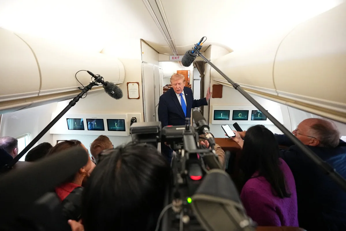 Trump, ABD-İran Barış Görüşmelerinin Pazartesi Günü Başlayacağını Duyurdu Trump, ABD-İran Barış Görüşmelerinin Pazartesi Günü Başlayacağını Duyurdu