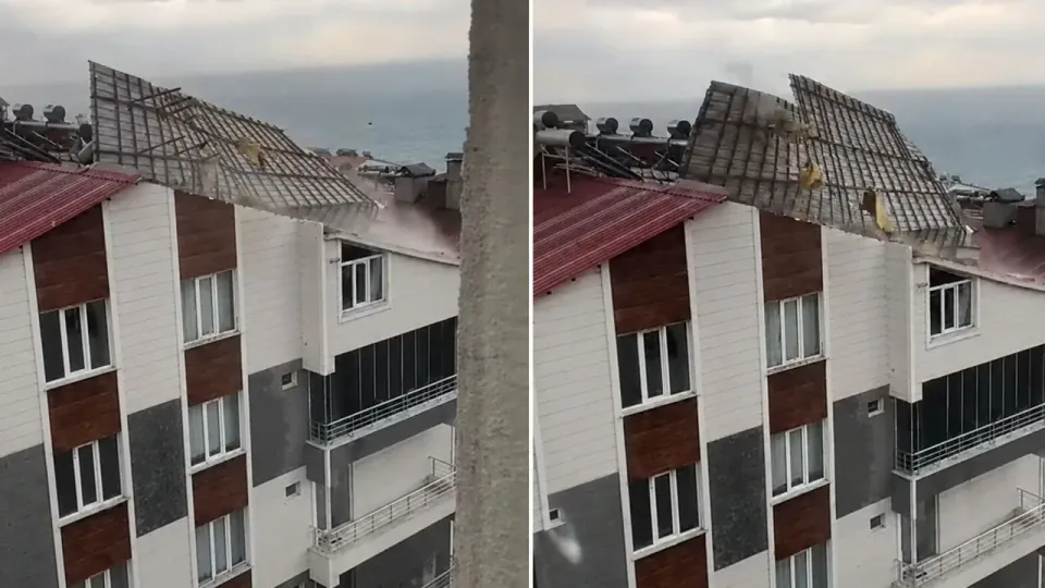 Ahlat'ta Korkutan Anlar: Şiddetli Fırtına Binanın Çatısını Uçurdu görseli
