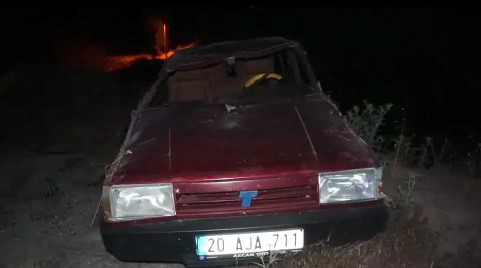 Burdur Gölhisar'da Otomobil Dereye Uçtu: 2 Yaralı görseli