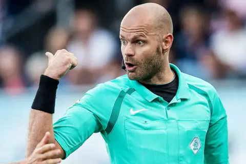 Hollanda Futbol Dünyasının Yası: Hakem Rob Dieperink Hayatını Kaybetti
