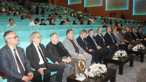 Trendyol uzmanı Bozok Üniversitesi'nde: Türk satıcıları 17 ülkeye ulaşıyor