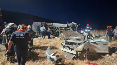 Gaziantep'te Kaza: 7 Ölü, 16 Yaralı – Bakan Çiftçi Açıkladı