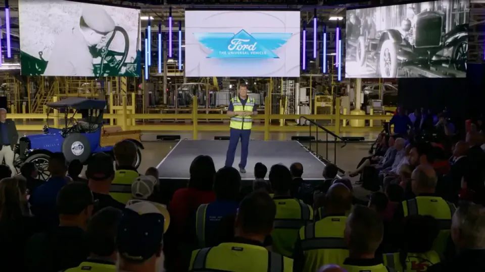 Ford'dan Beklenmedik Geri Dönüş: Yapay Zeka Yetmeyince Emekli Mühendisleri Çağırdı görseli