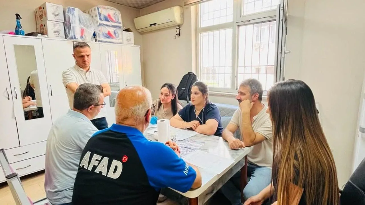 Şırnak'ta AFAD'dan Kritik Hamle: Cizre'de Afet Farkındalık Eğitimi Şırnak'ta AFAD'dan Kritik Hamle: Cizre'de Afet Farkındalık Eğitimi