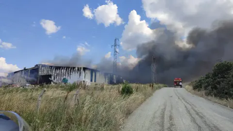 Keşan'da GÜNEKAB Katı Atık Tesisinde Yangın: Plastik Ayrıştırma Ünitesi Hasar Gördü