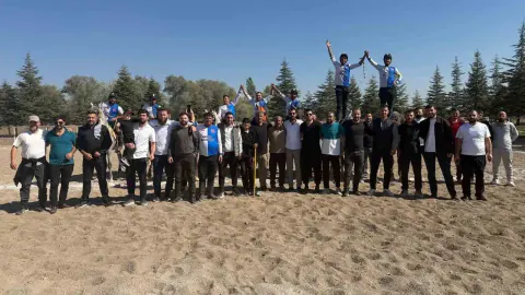 Aziziye Şengel Atlı Spor Kulübü, Cirit Şampiyonası'nda yarı finale yükseldi