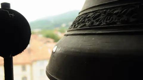 Fransa'da kilise çanı davası: 'İkamet etmiyorsunuz' gerekçesiyle emeklinin davası reddedildi