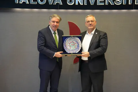 Yalova Üniversitesi ve Tuzla Devlet Üniversitesi'nden Akademik İş Birliği Hamlesi