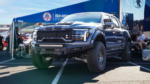 Sınırları Zorlayan Güç: 2026 Shelby Ford Raptor Baja Tanıtıldı