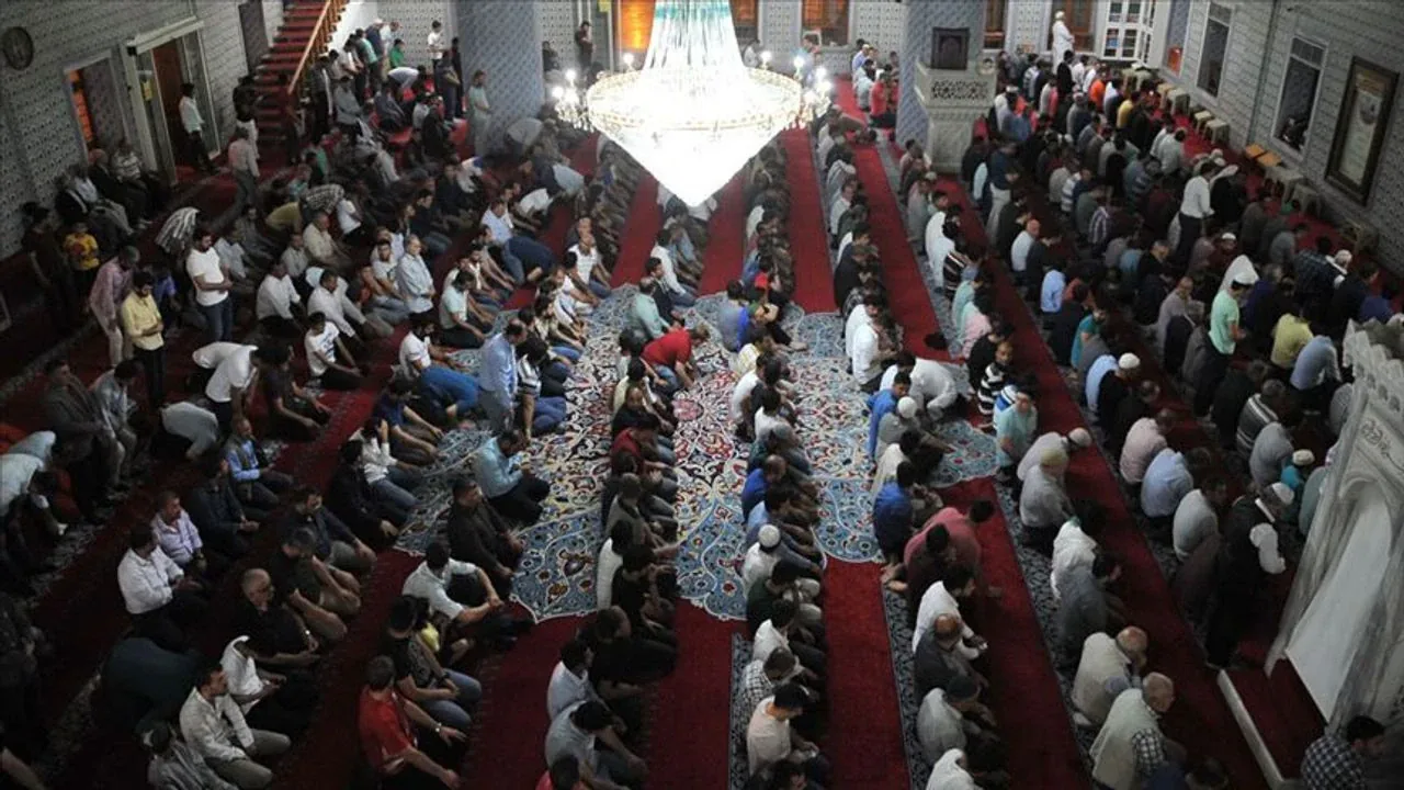 9 Ekim 2026 Cuma Namaz Vakitleri: İstanbul, Ankara, İzmir'de Öğle ve Cuma Ezanı Saat Kaçta? 9 Ekim 2026 Cuma Namaz Vakitleri: İstanbul, Ankara, İzmir'de Öğle ve Cuma Ezanı Saat Kaçta?