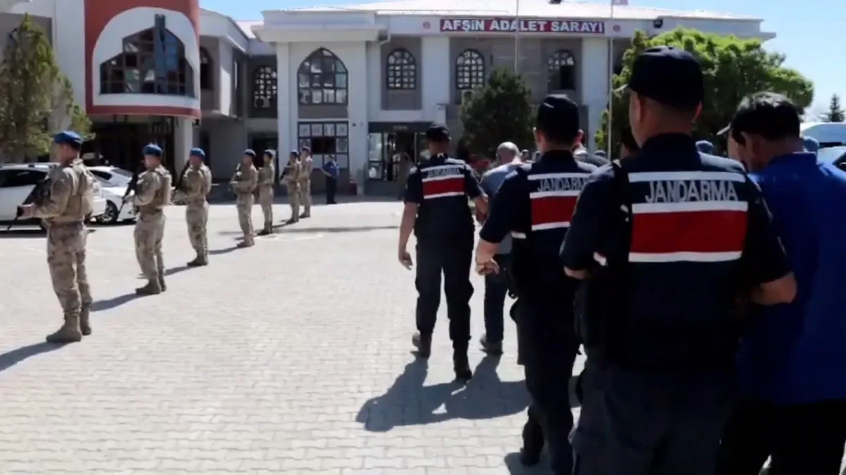 16 İlde Dev Bahis Operasyonu: 114 Milyon Liralık Trafik Deşifre Oldu 16 İlde Dev Bahis Operasyonu: 114 Milyon Liralık Trafik Deşifre Oldu