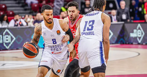 Anadolu Efes'te Kadro Revizyonu: Nick Weiler-Babb'ın Yeni Adresi Belli Oldu Anadolu Efes'te Kadro Revizyonu: Nick Weiler-Babb'ın Yeni Adresi Belli Oldu