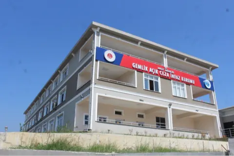 Bursa'da Firari Hükümlü Elektrik Akımına Kapılarak Öldü