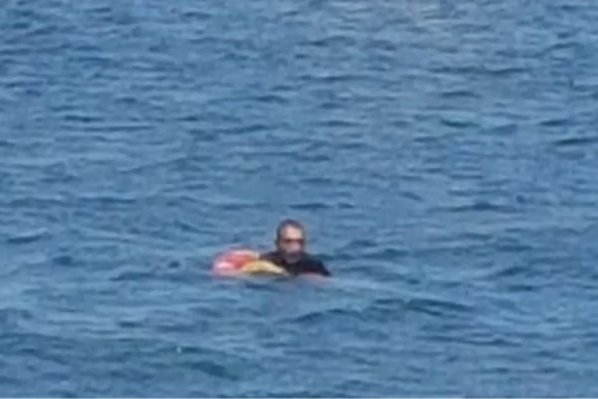 Eskihisar-Yalova Feribotunda Can Pazarı: Yolcunun Cesareti Hayat Kurtardı Eskihisar-Yalova Feribotunda Can Pazarı: Yolcunun Cesareti Hayat Kurtardı