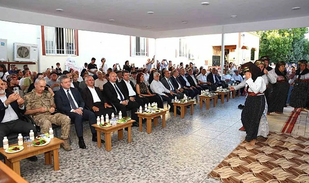 Çanakkale Valiliği'nde Geleneksel Aşure Programı Düzenlendi Çanakkale Valiliği'nde Geleneksel Aşure Programı Düzenlendi