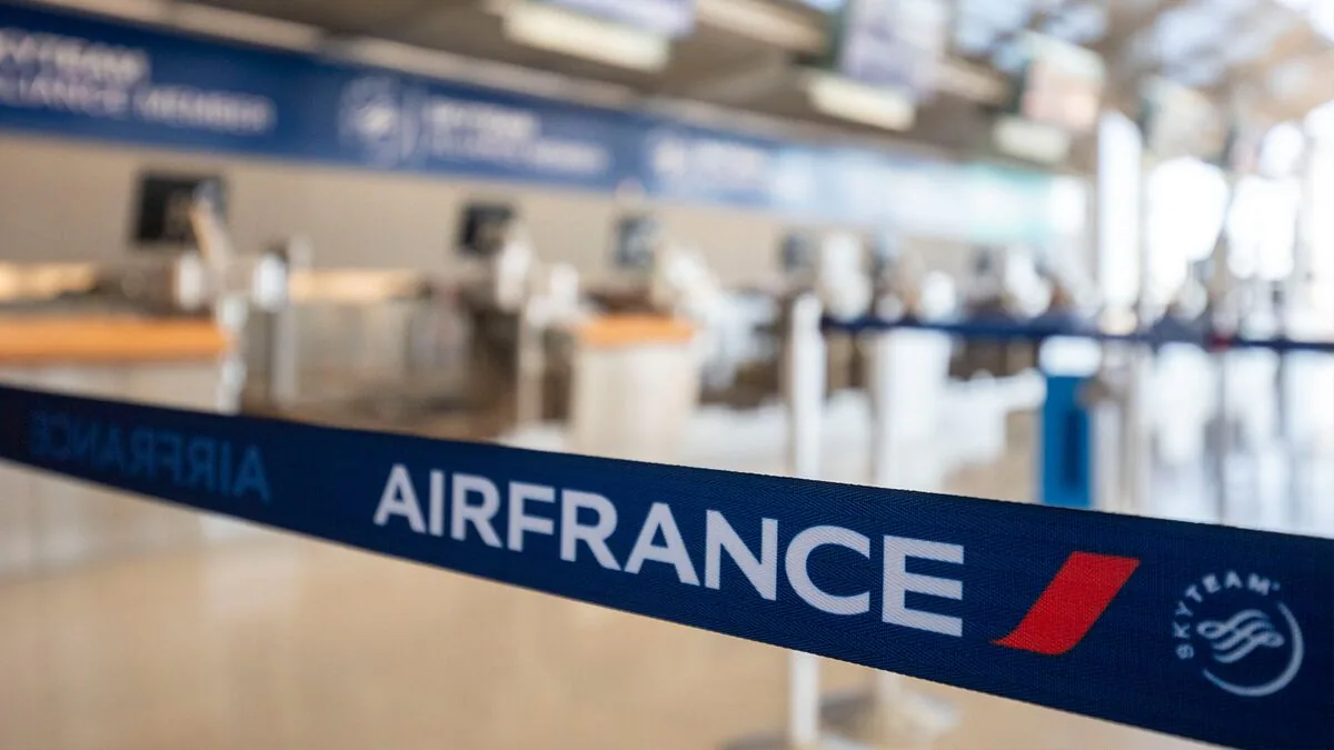Air France-KLM'den Körfez Stratejisi: Riyad'a Dönüş Başladı, Bazı Hatlar Kapalı Air France-KLM'den Körfez Stratejisi: Riyad'a Dönüş Başladı, Bazı Hatlar Kapalı