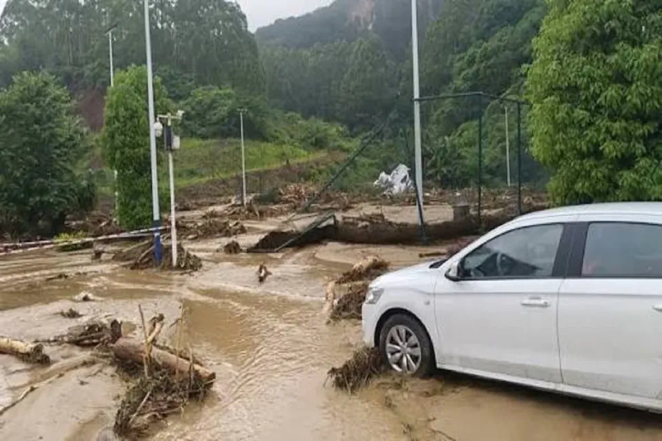 Çin'in Kuzeybatısında Felaket: Ani Selde 10 Kişi Hayatını Kaybetti görseli