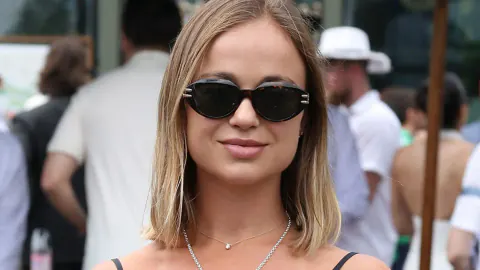 Lady Amelia Windsor'dan Paris Tatilinde Sürdürülebilir Moda Çıkışı