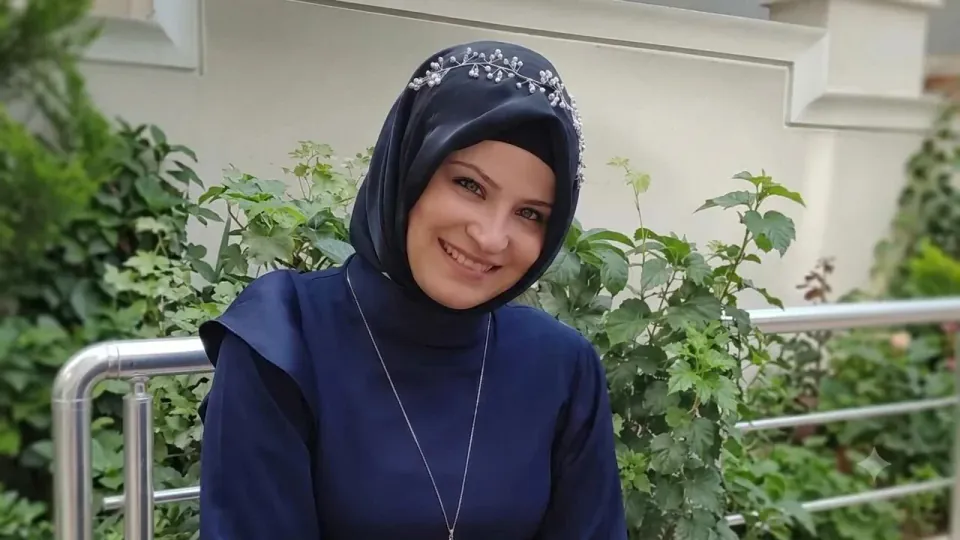Çorumlu Nazife Karabay Genç Yaşta Hayatını Kaybetti görseli