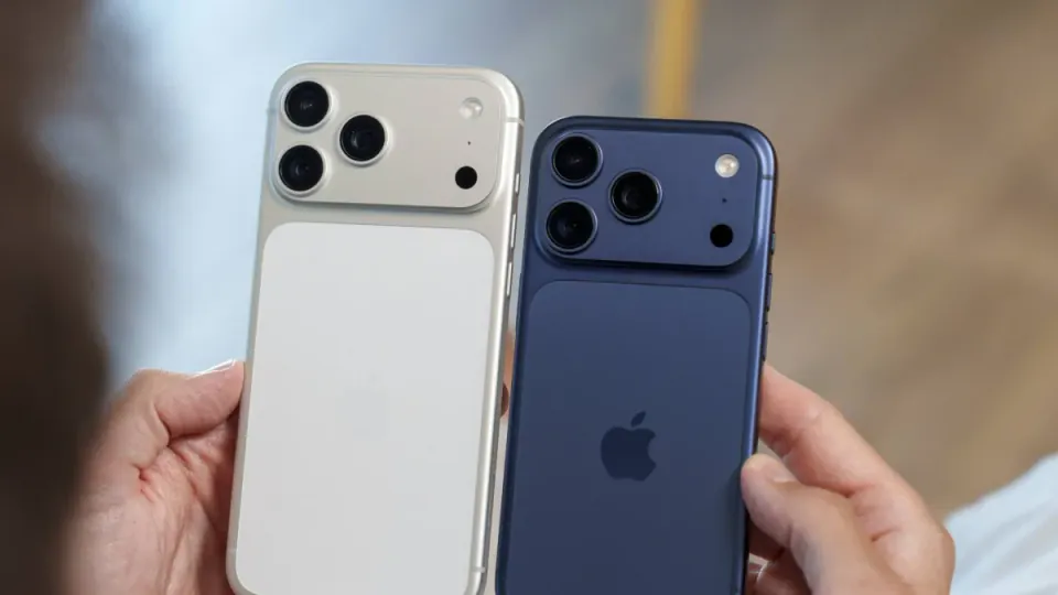 iPhone 18 Pro'da Kamera Tasarımı Değişiyor: Çıkıntı Neden Büyüyecek? görseli