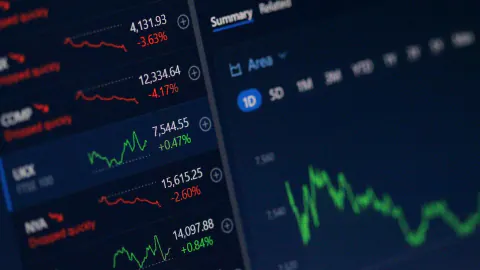 Bitcoin ETF'lerinde Akışlar Azalıyor: Yatırımcılar Yapay Zekaya Yöneldi