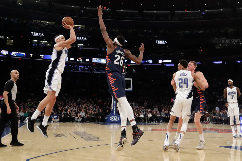 NBA'de Pivot Hareketliliği: Mitchell Robinson Boston Celtics Yolunda görseli