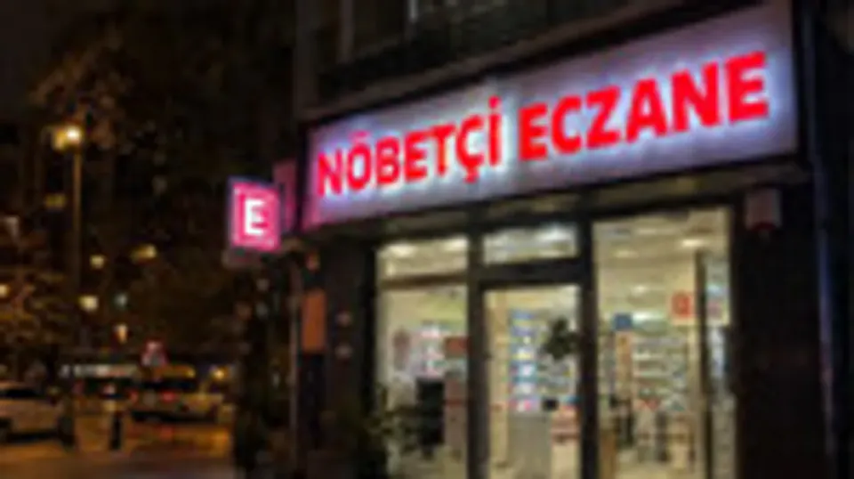 Ankara'da Bu Gece Nöbetçi Eczaneler Açıklandı: Resmi Liste ve Ulaşım Yolları görseli