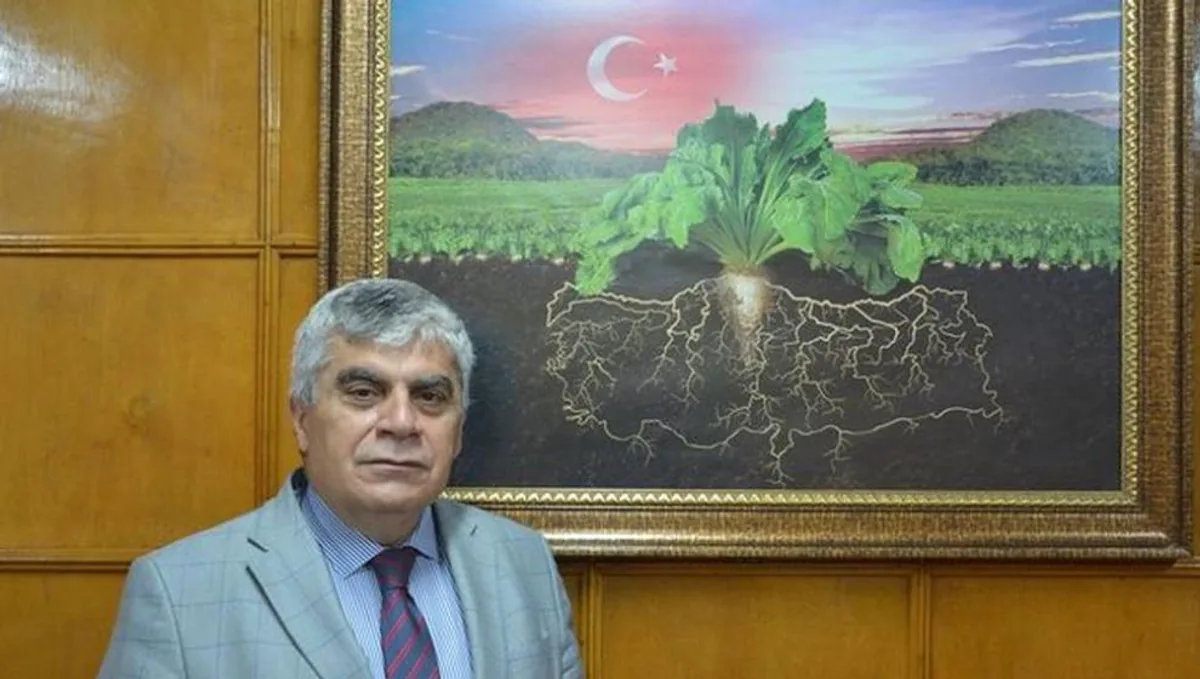 Malatya Şeker Fabrikası'nın Eski Müdürü Suat Altun Vefat Etti Malatya Şeker Fabrikası'nın Eski Müdürü Suat Altun Vefat Etti