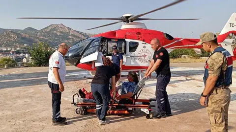 Tunceli'de dağda yürüyüş yapan kadına helikopterle müdahale