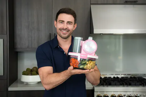 Jonathan Bennett 3 Ekim'i Anlattı: 'Mean Girls Benim Tüm Hayatım, Asla Kaçmam'