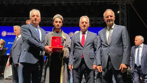 Erzincanlı çırak Halil Ömer Değirmencioğlu 'Yılın Çırağı' seçildi
