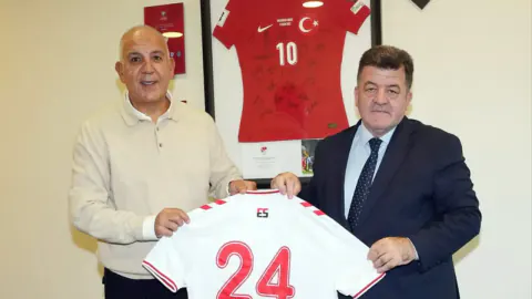 Erzincan FK Başkanı Güneş, TFF Yönetim Kurulu Üyesi Hasan Surözü'yle Ankara'da Görüştü