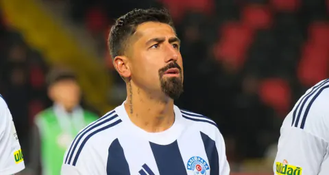 Kerem Demirbay'dan Galatasaray bombası: 'İçimdeki şeyi söylesem her yer patlar, herkes yutuyor'