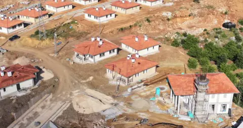 Doğanşehir'de Konut İnşaatları Hızlandı: Belediye Başkanı Sami Er Sahada