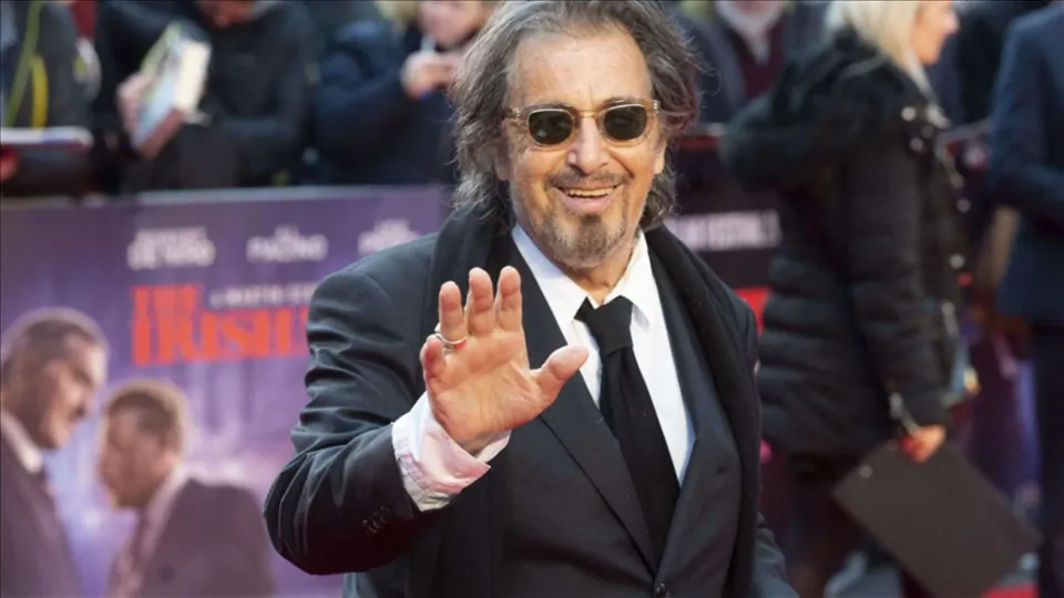 Al Pacino'nun 47 Yıllık Efsanesi Netflix Dizisi Oluyor görseli