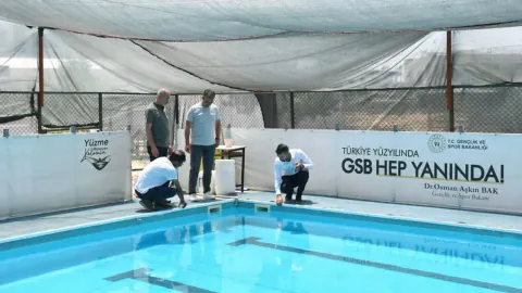 İdil'e Yeni Spor Atılımı: Yarı Olimpik Yüzme Havuzu Yükseliyor
