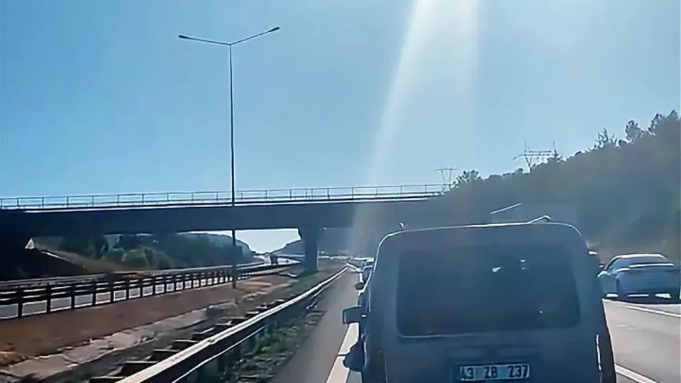 Karadeniz'de Fındık Hasadı Trafiği Başladı: Yolcu ve Araç Kuyrukları Uzuyor görseli