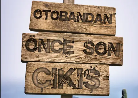 Sözleşmelerdeki Gizli Güç: Ausstiegsklausel Nedir, Nasıl Çalışır? görseli