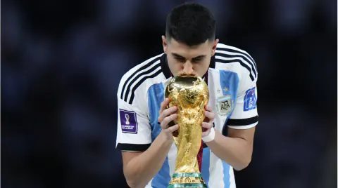 Galatasaray'ın Yeni 10 Numarası Thiago Almada mı? Bonservis Bedeli Belli Oldu
