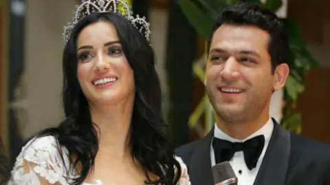 Murat Yıldırım ve Imane El Bani'den Fas'ta Görkemli Kutlama