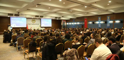Göçmen Gözaltı Merkezlerinde İnsan Hakları Krizi: Sistem Sorgulanıyor