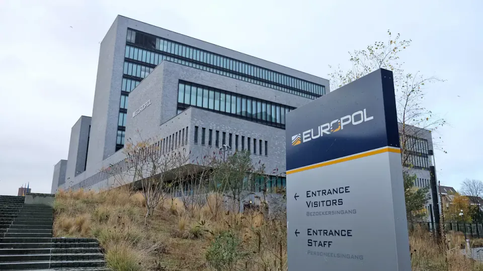 Avrupa'da Artan Organize Suç Şebek ve Büyük Ölçekli Soygun Vakaları görseli