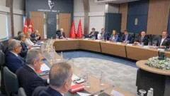 Kemal Kılıçdaroğlu CHP Grup Toplantısına Başkanlık Edecek Kemal Kılıçdaroğlu CHP Grup Toplantısına Başkanlık Edecek