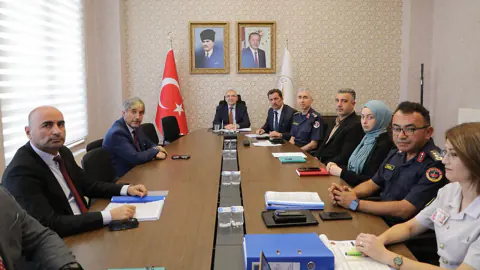 Kütahya'da 2026-2027 Okul Güvenliği Kararları Belli Oldu: Servis Denetimi ve MOBESE Entegrasyonu Öncelik